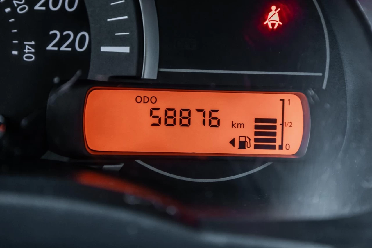 2017 Nissan Micra S RADIO+LECTEUR.CD+DEGIVREUR.ARRIERE Image principale