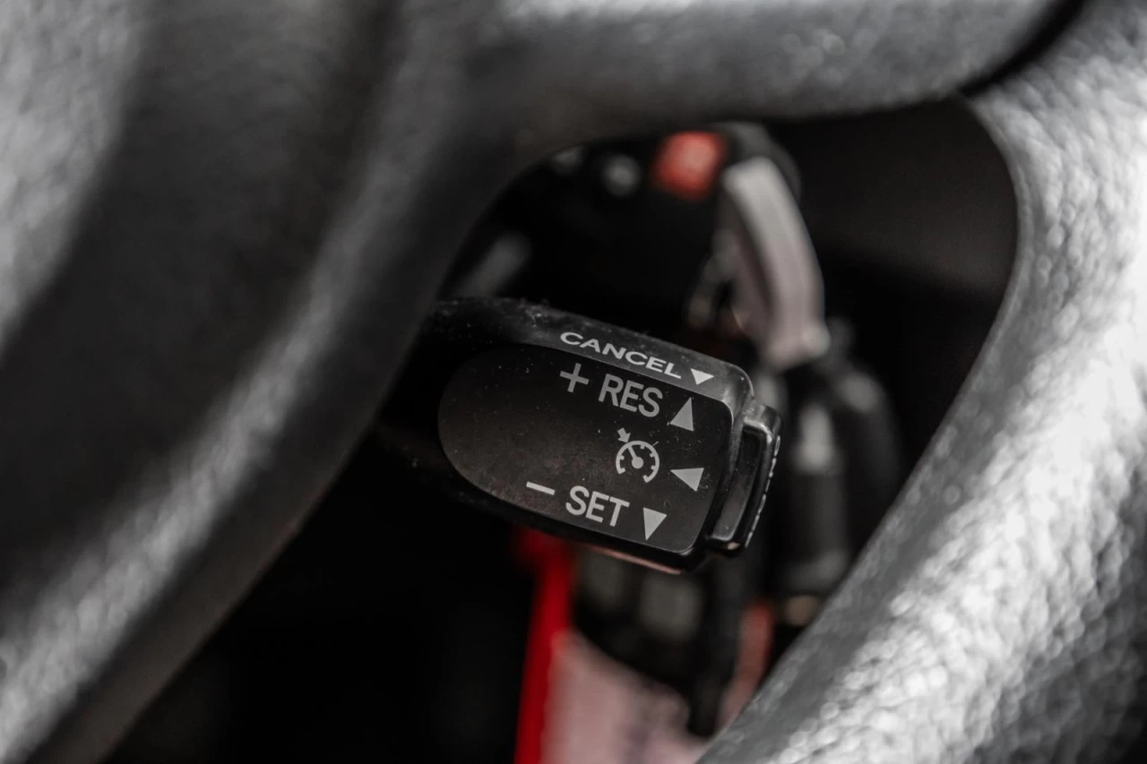 2014 Toyota Yaris Automatique hatchback Garantie 1 AN Image principale