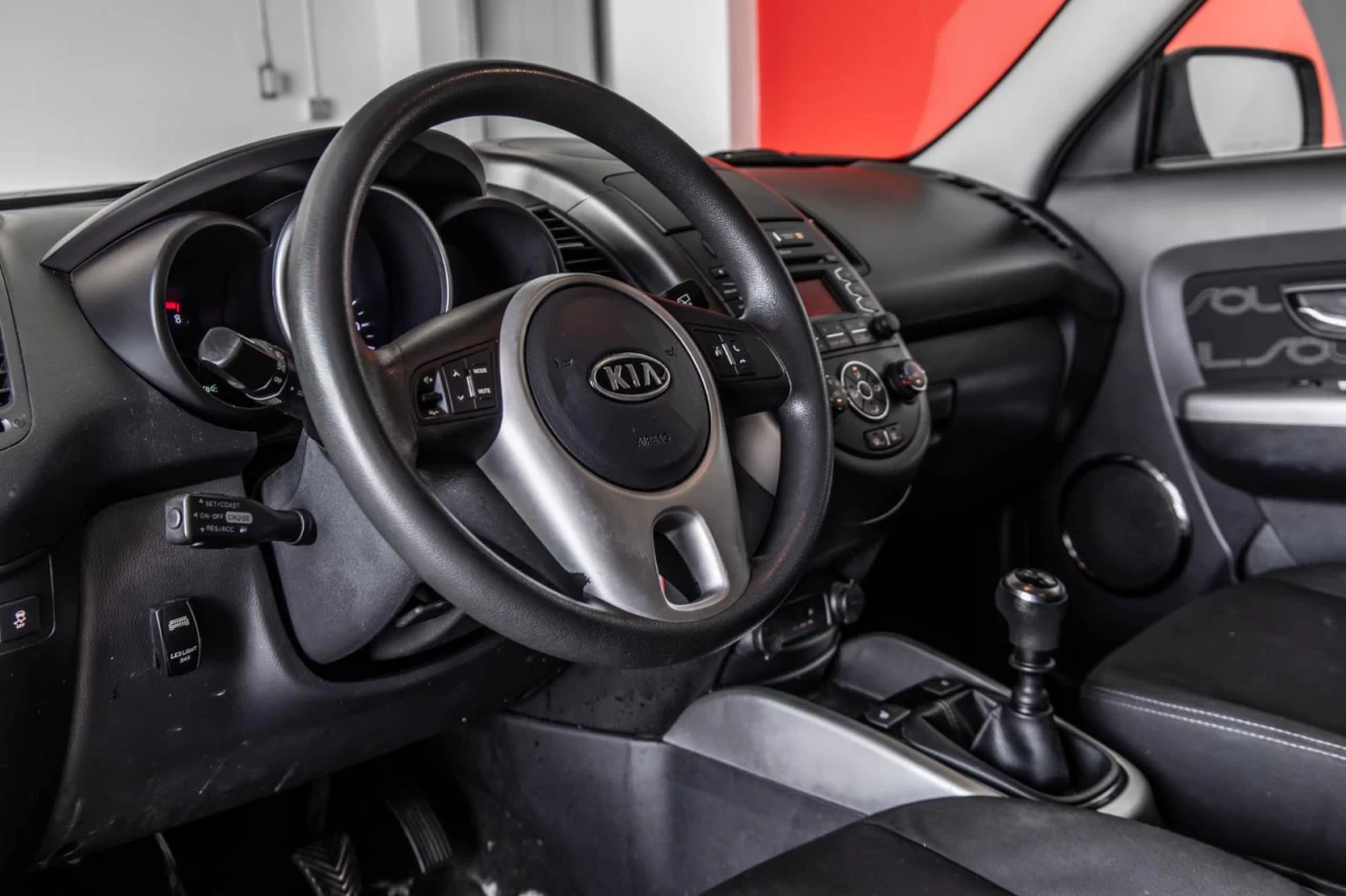 2012 Kia Soul Manuelle AUBAINE!!! Image principale