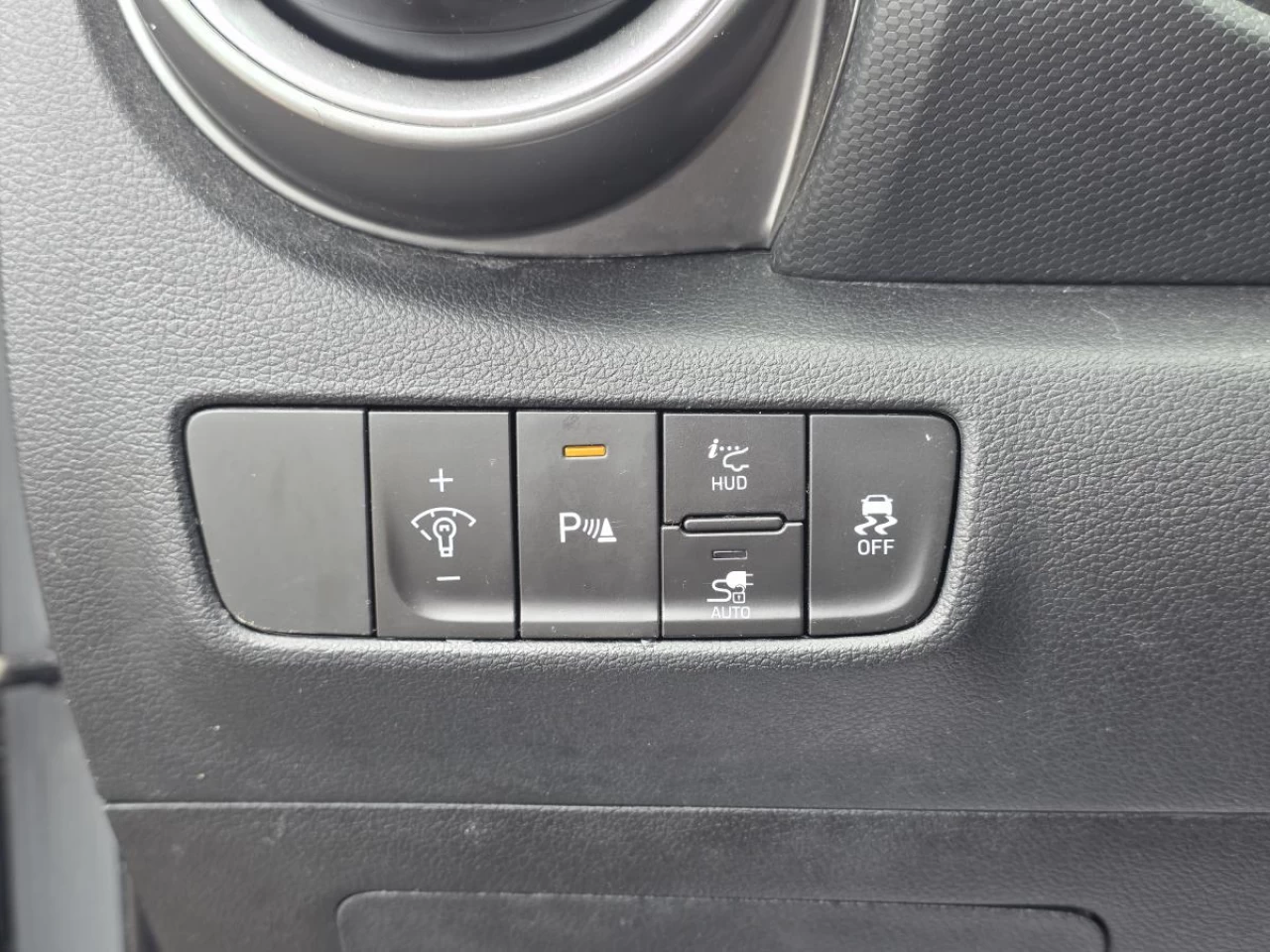 2023 Hyundai Kona electric Ultimate FWD Main Image