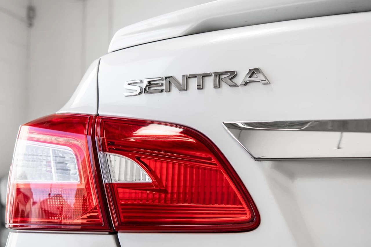 2017 Nissan Sentra SR NAVI+TOIT.OUVRANT+CUIR+SIEGES.CHAUFF+CAM.RECUL Main Image