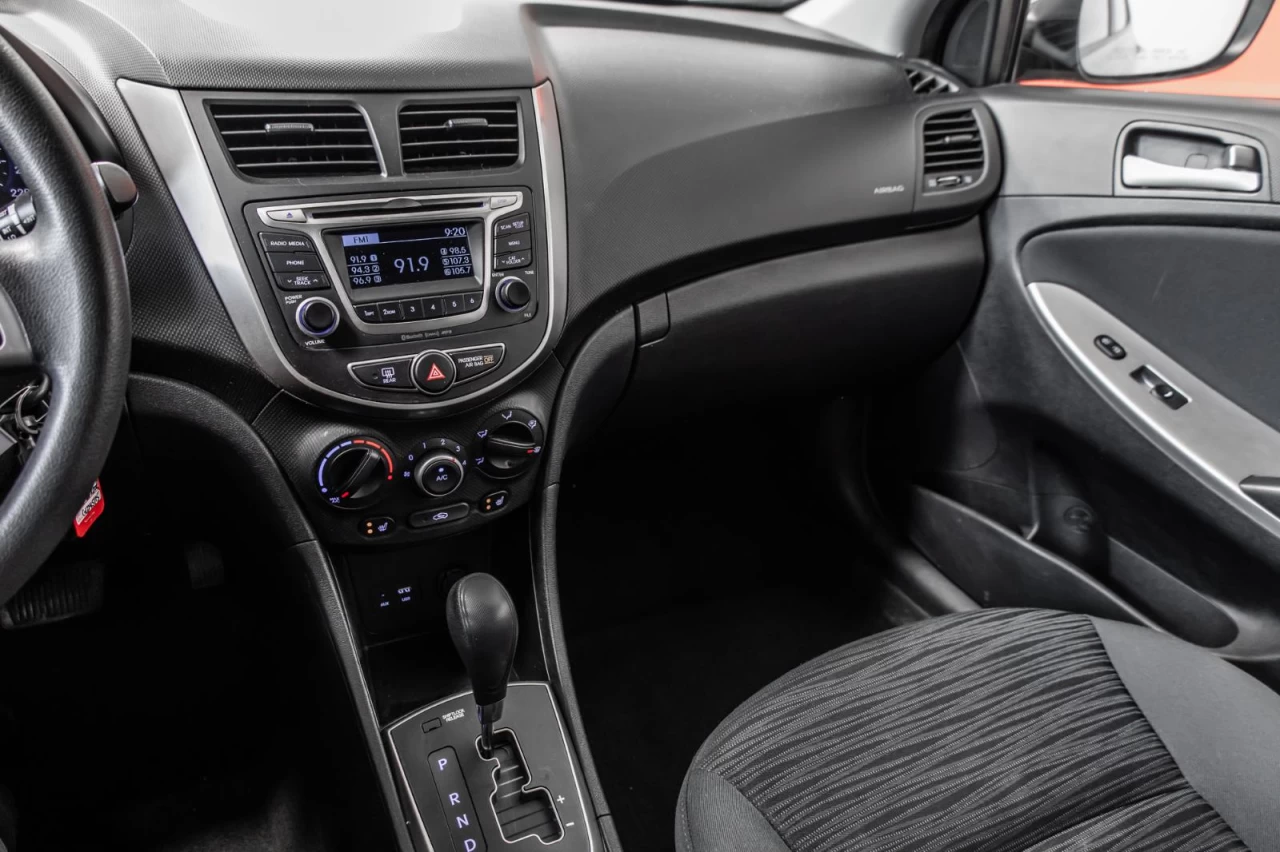 2016 Hyundai Accent GL  SIEGES.CHAUFF+BLUETOOTH+REG.VITESSE Image principale