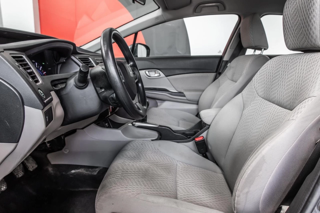 2014 Honda Civic Sedan Manuelle LX AUBAINE Image principale