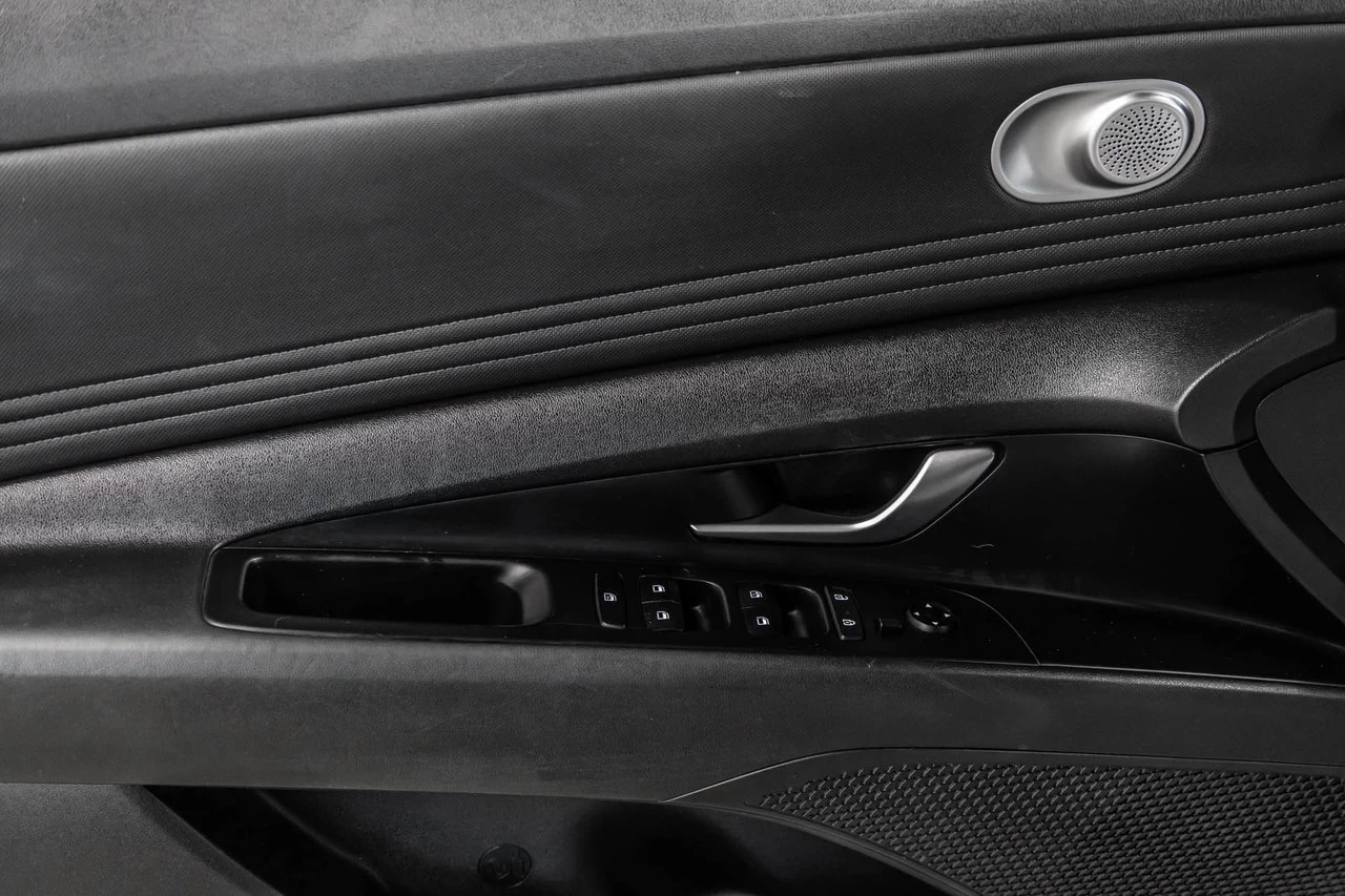 2021 Hyundai Elantra Preferred Image principale