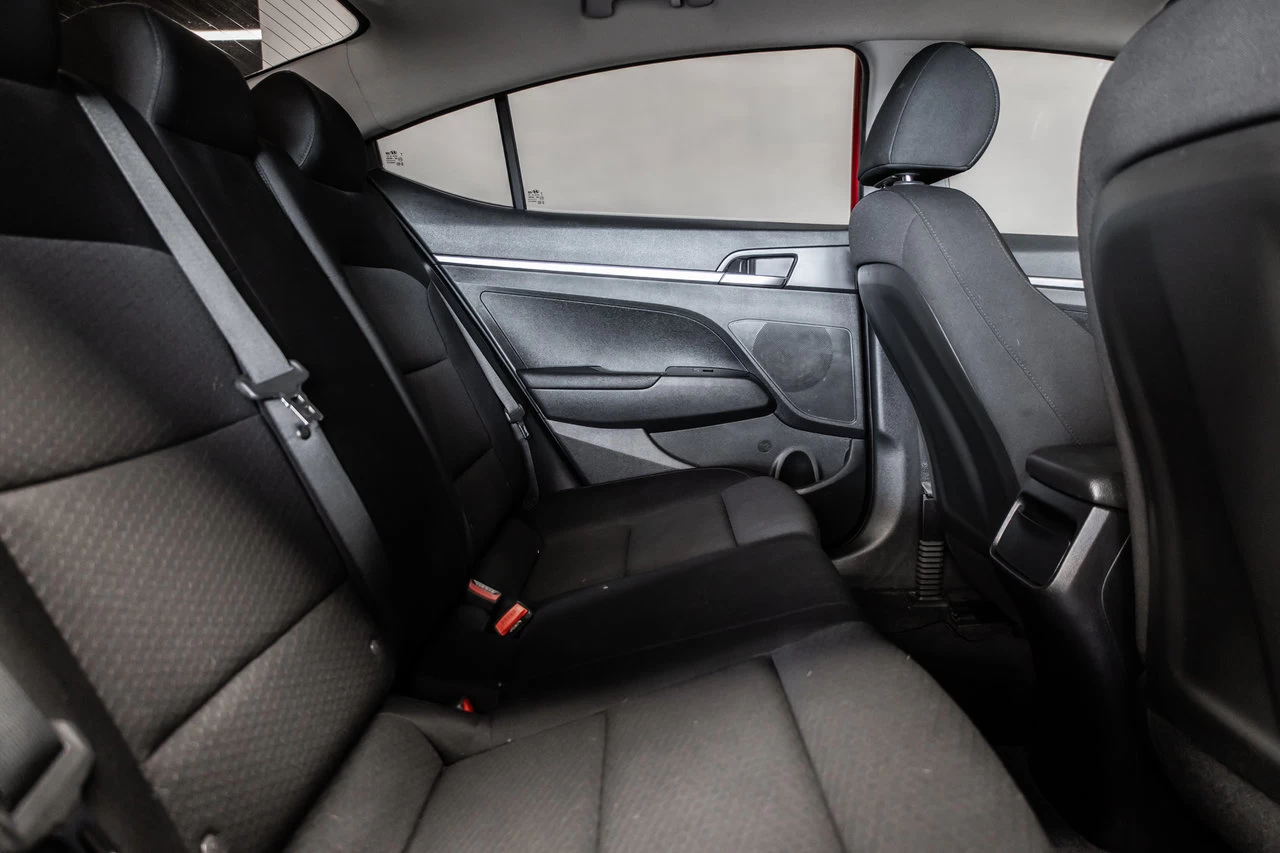 2020 Hyundai Elantra Essential Image principale