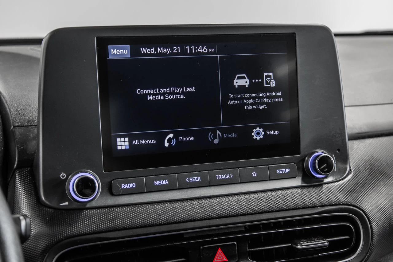2022 Hyundai Kona Essential Awd Main Image