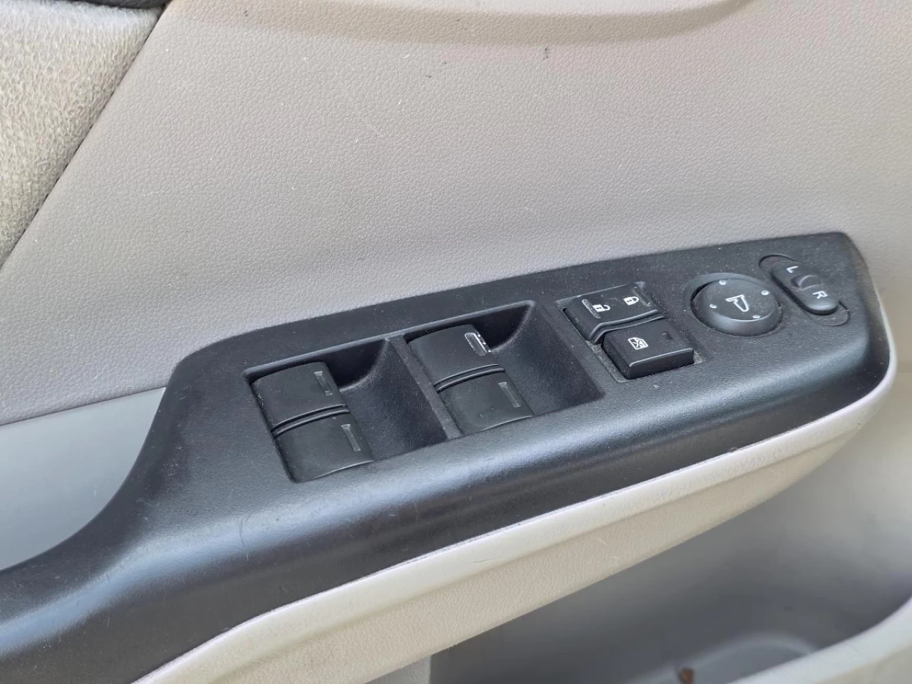 2013 Honda Civic LX Automatic Main Image