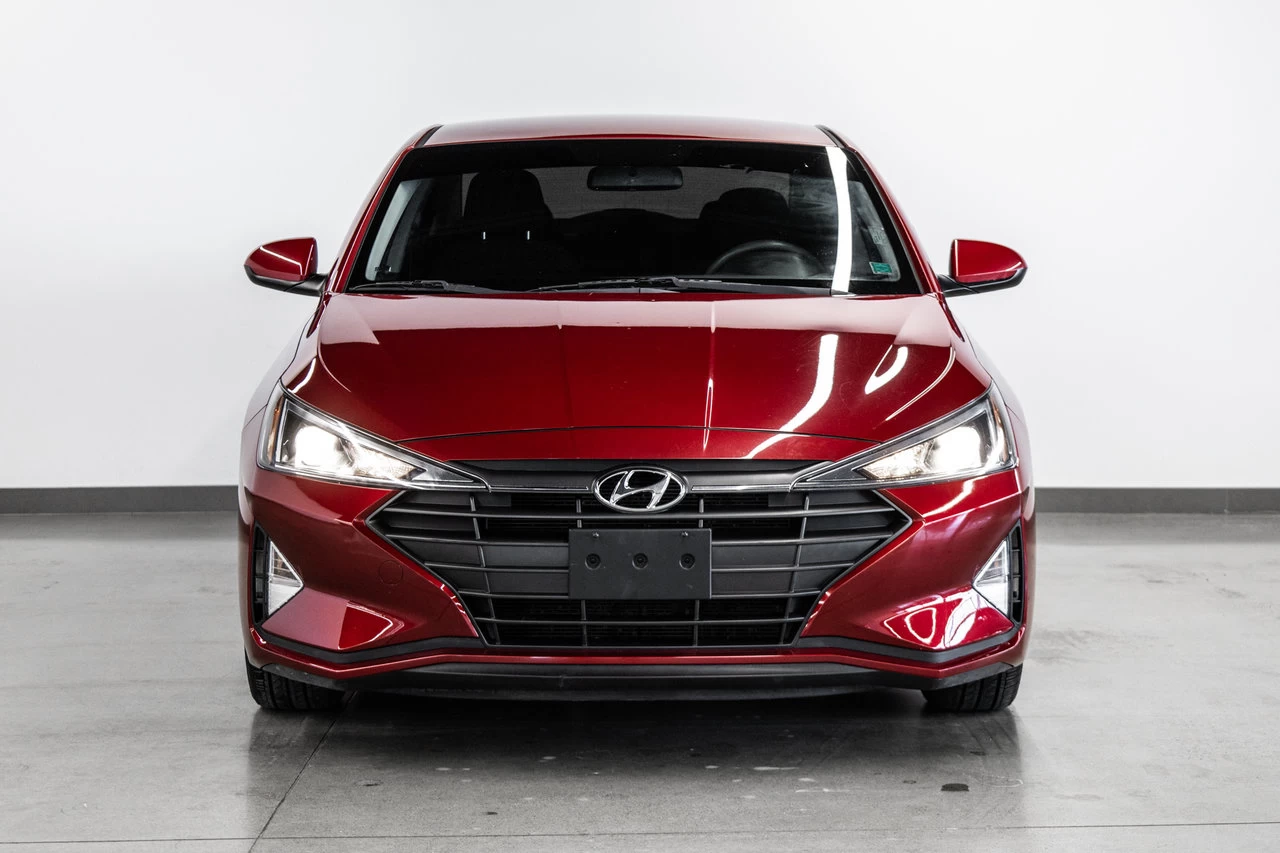 2020 Hyundai Elantra Essential Image principale