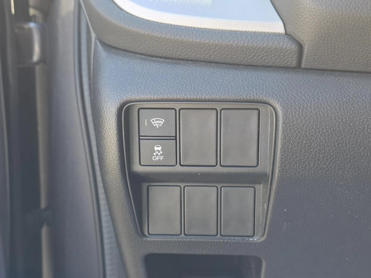 2018 Honda CR-V LX 2WD Main Image