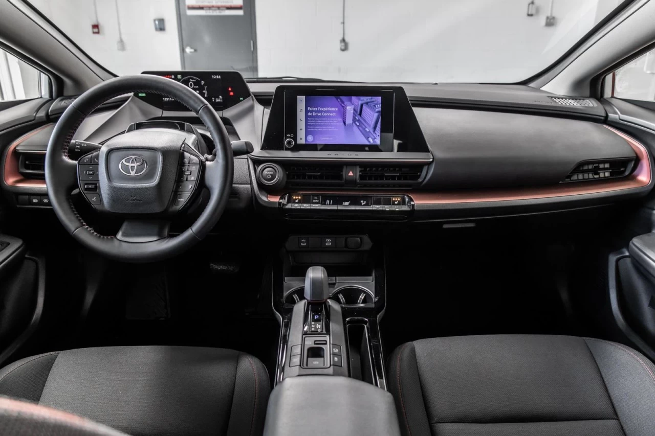 2024 Toyota Prius Prime SE MAGS+SIEGES.CHAUFF+BLUETOOTH+CAM.RECUL+CARPLAY Image principale
