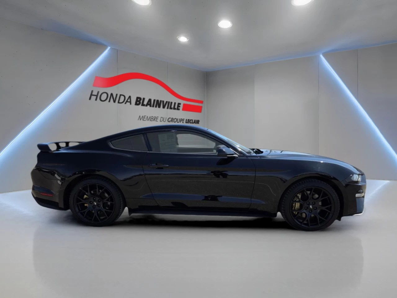 2018 Ford Mustang EcoBoost Fastback Image principale