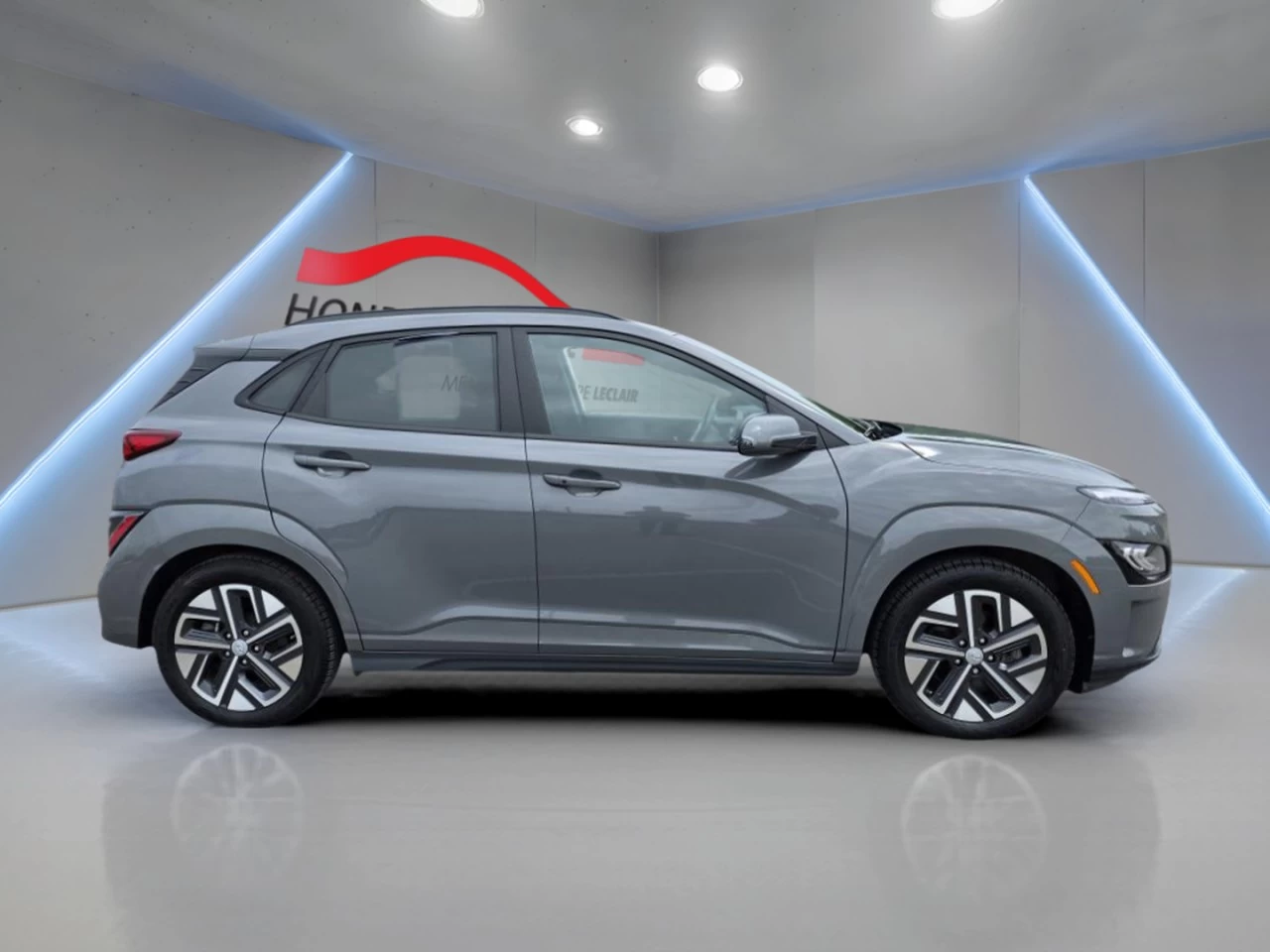 2023 Hyundai Kona electric Ultimate FWD Main Image