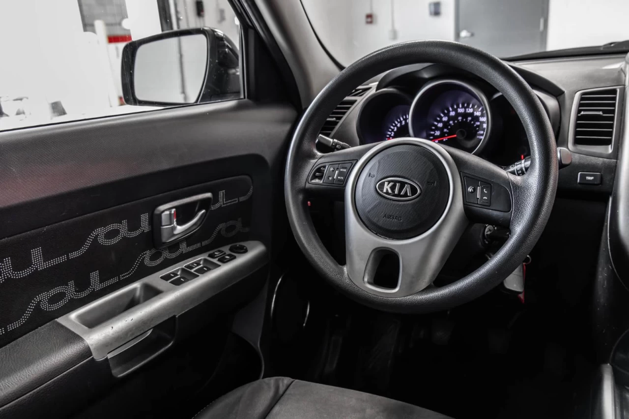 2012 Kia Soul Manuelle AUBAINE!!! Image principale