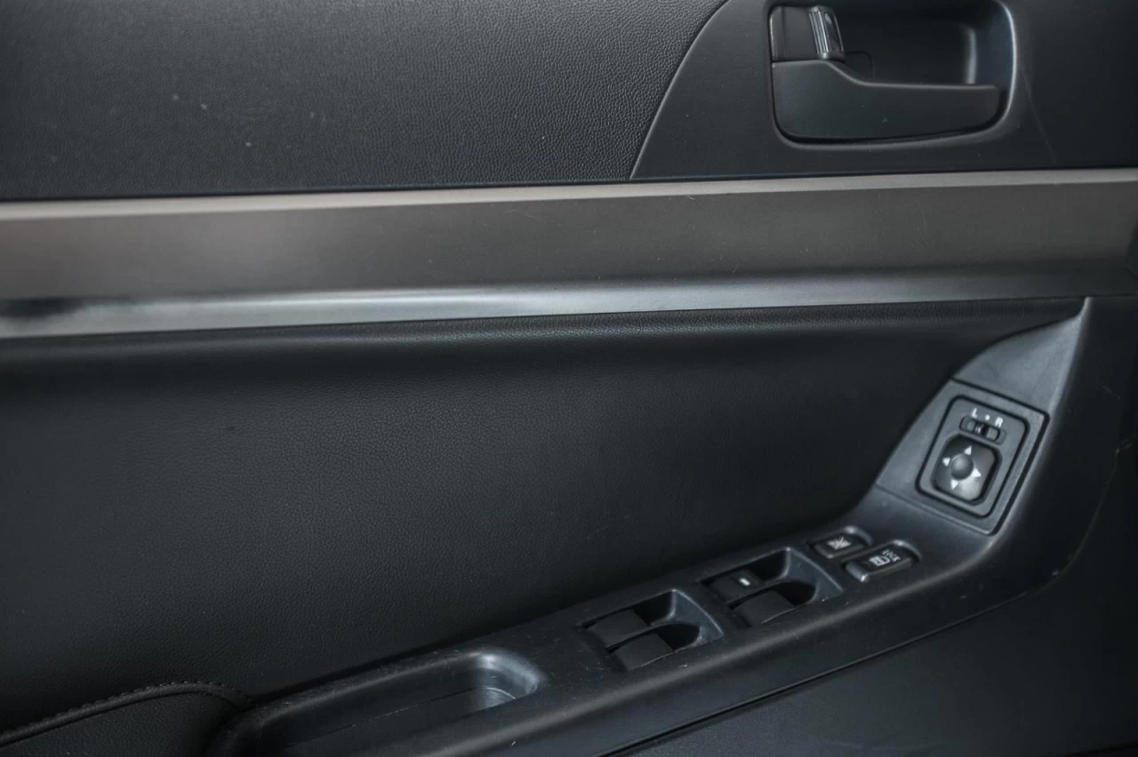 2015 Mitsubishi Lancer Automatique SE AWD GARANTIE 1 AN Image principale