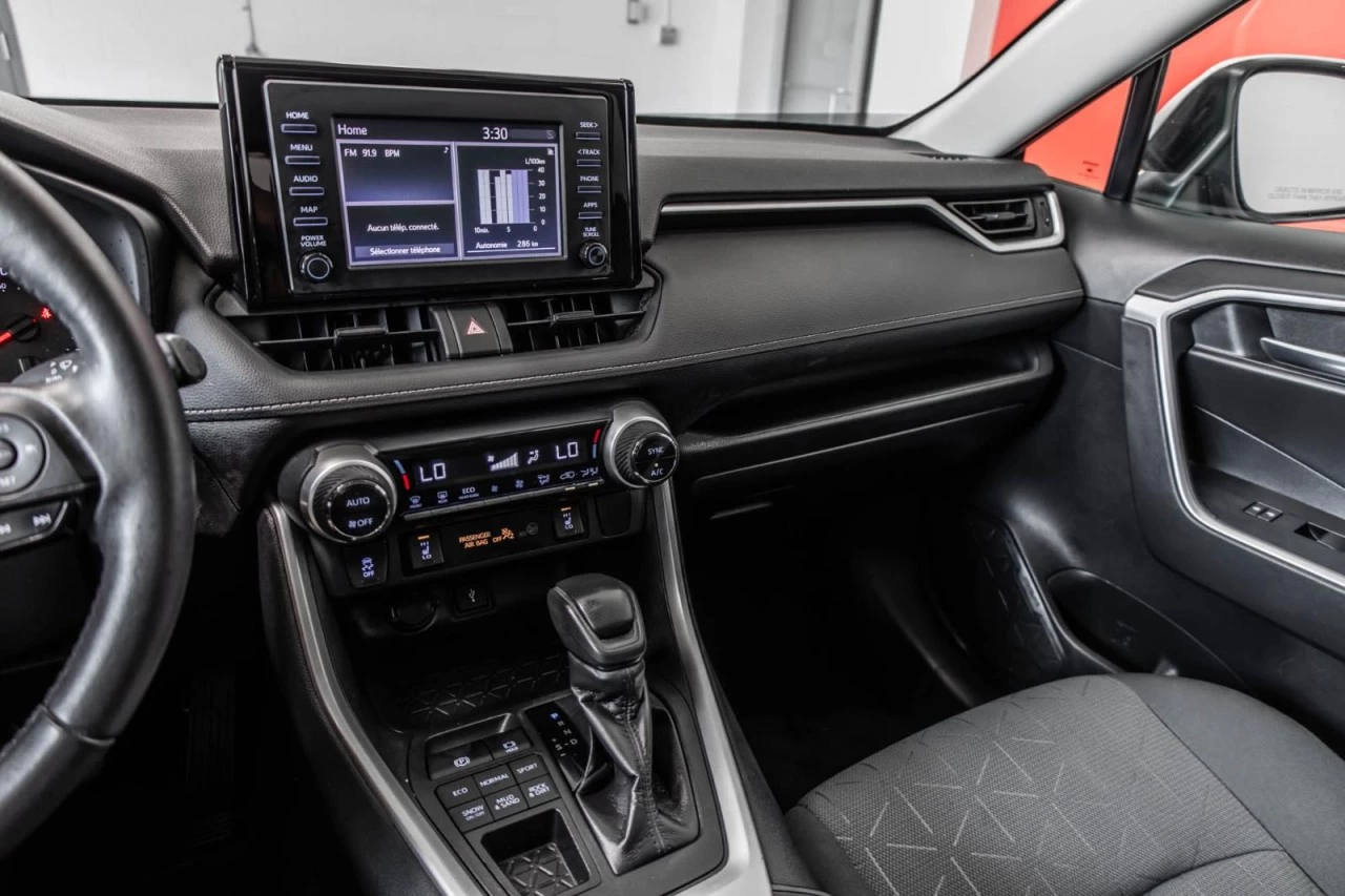 2020 Toyota RAV4 XLE AWD+TOIT.OUVRANT+SIEGES.CHAUFF+CARPLAY Main Image