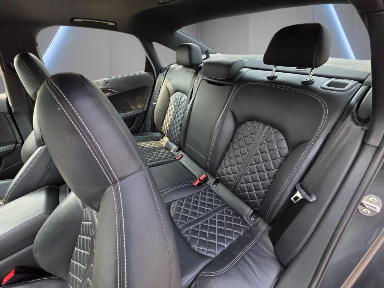 2017 Audi S6 4dr Sdn Main Image
