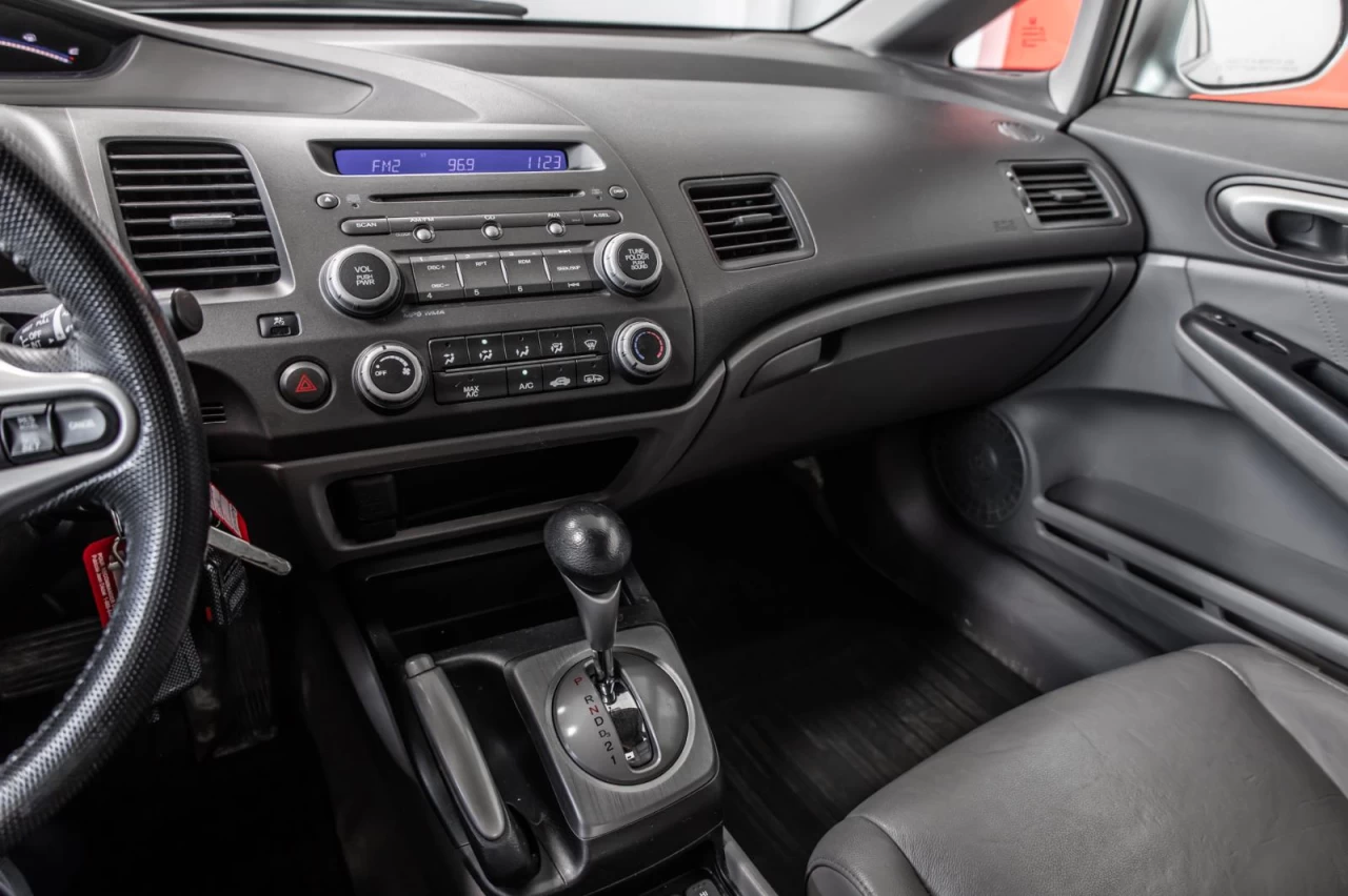 2010 Honda Civic Sedan Automatique EX-L AUBAINE! Image principale