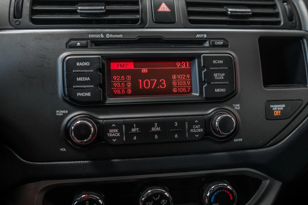 2012 Kia Rio Automatique - Économique et fiable Image principale