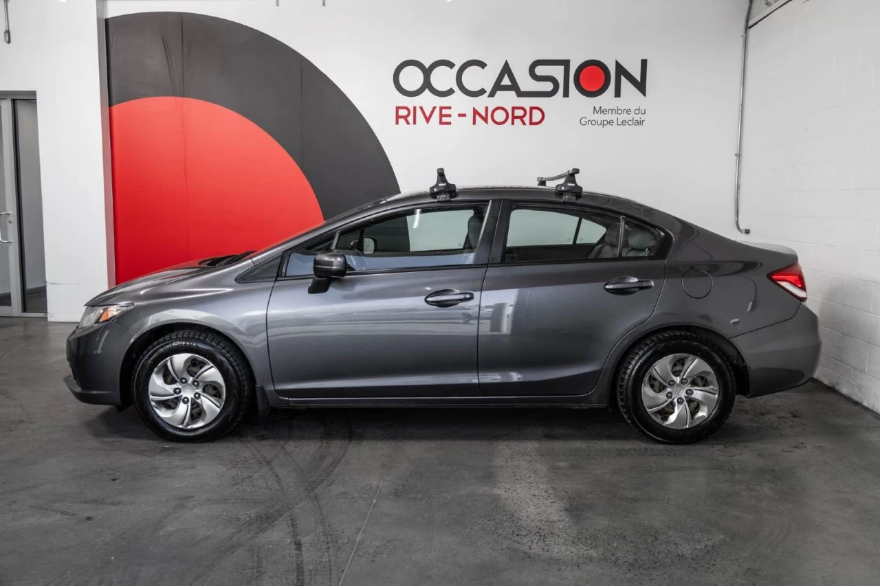 2015 Honda Civic Sedan LX Manuelle Garantie 1 AN Image principale