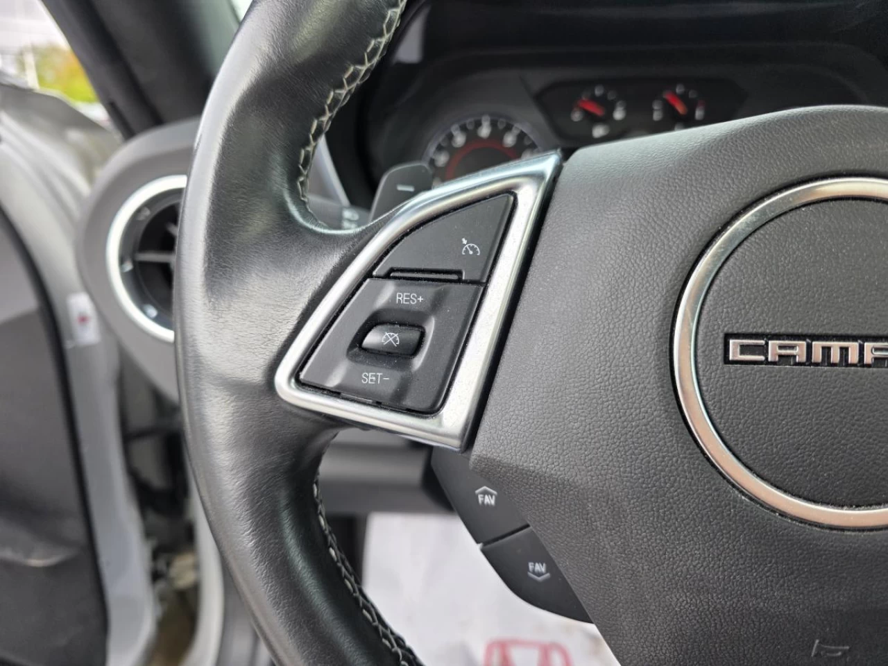 2018 Chevrolet Camaro 2dr Coupe 1LT Image principale