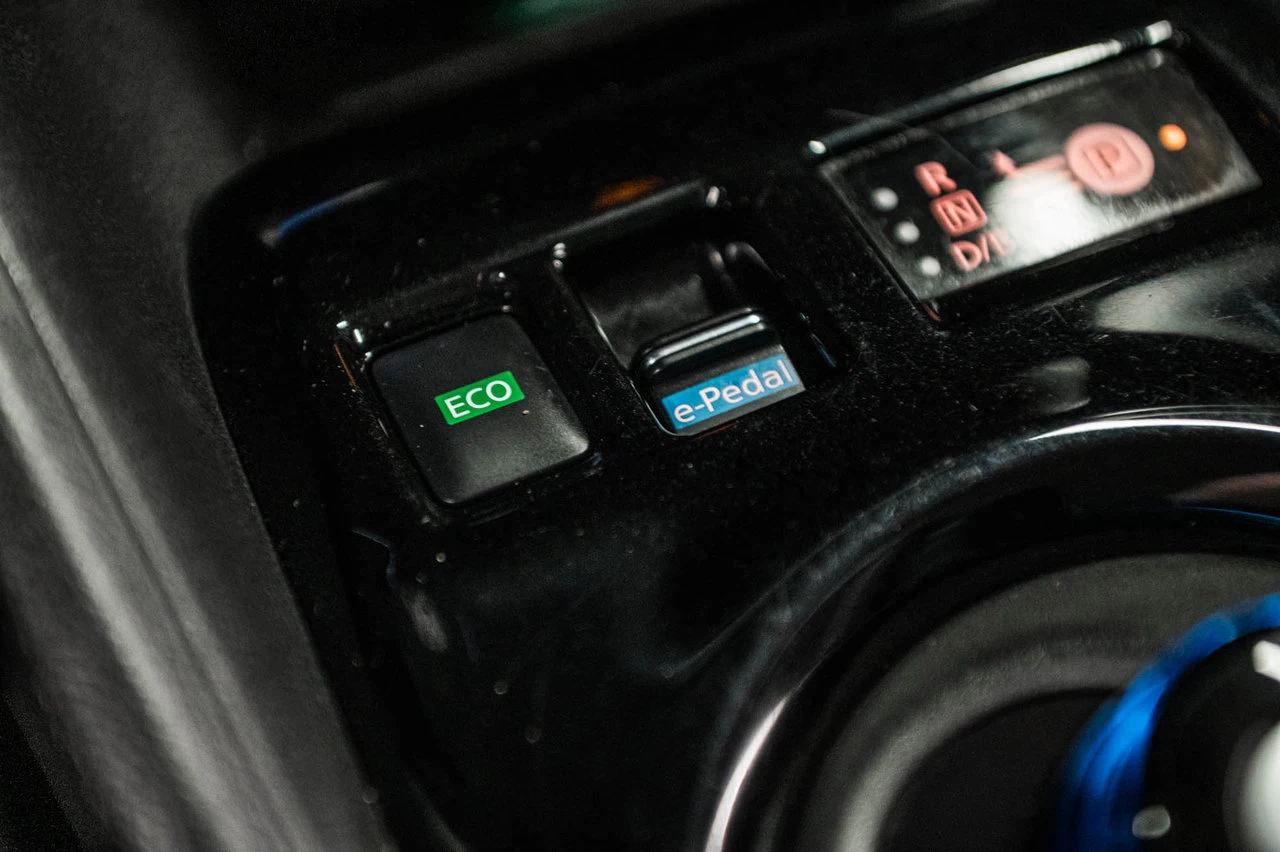2019 Nissan LEAF Sv Navi+volant/siege Image principale