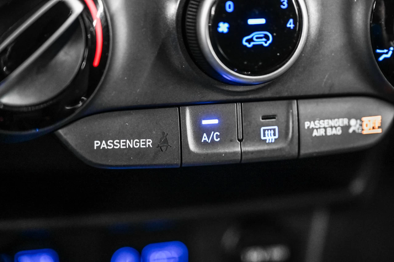2021 Hyundai Kona Essential Main Image