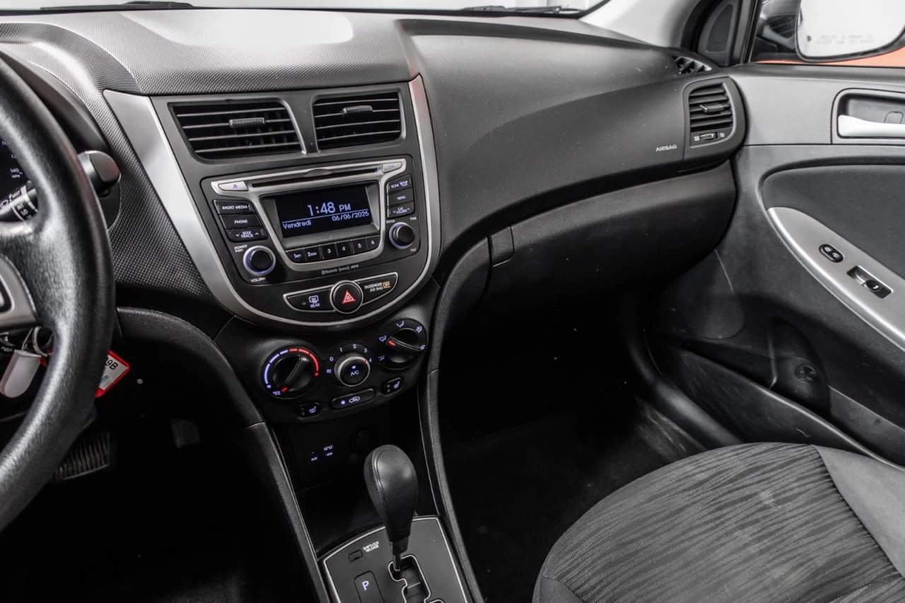 2016 Hyundai Accent GL  SIEGES.CHAUFF+BLUETOOTH+REG.VITESSE Main Image