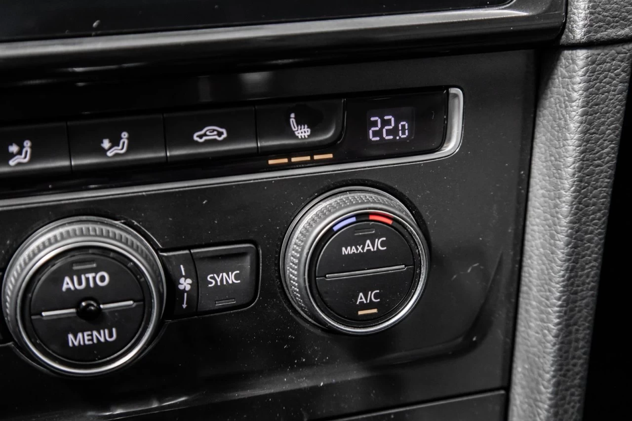 2018 Volkswagen e-Golf Comfortline SIEGES.CHAUFF+CARPLAY+BLUETOOTH Main Image