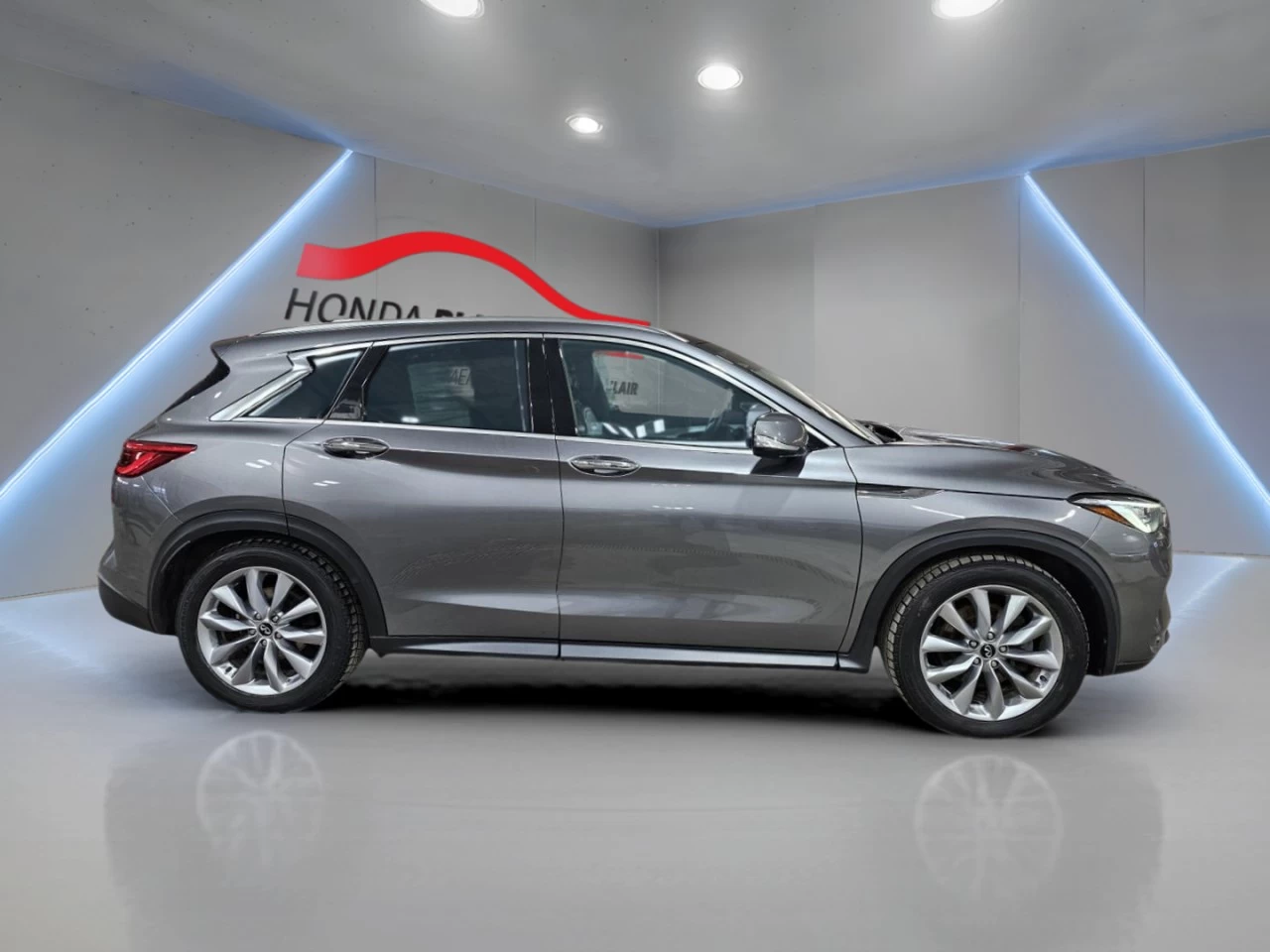 2019 Infiniti QX50 LUXE AWD Image principale