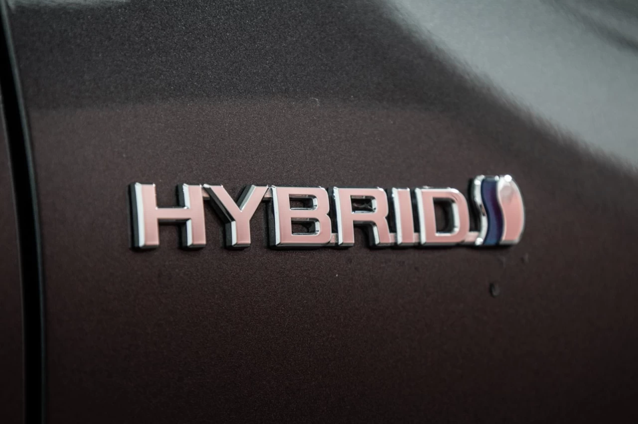 2016 Toyota Prius Hybrid NAVI+TOIT.OUVRANT+CAM.RECUL+BLUETOOTH Main Image