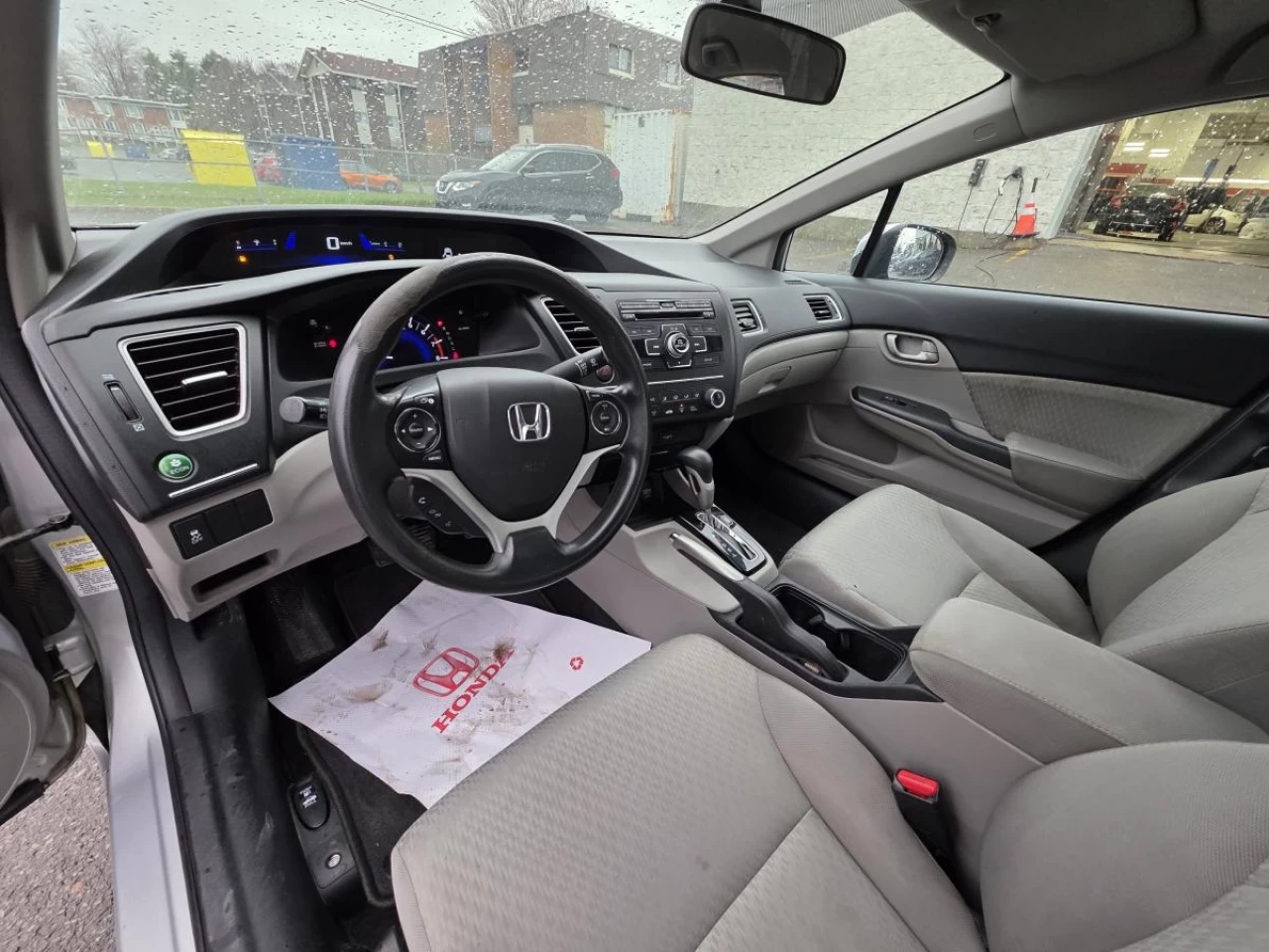 2015 Honda Civic LX Automatic Image principale