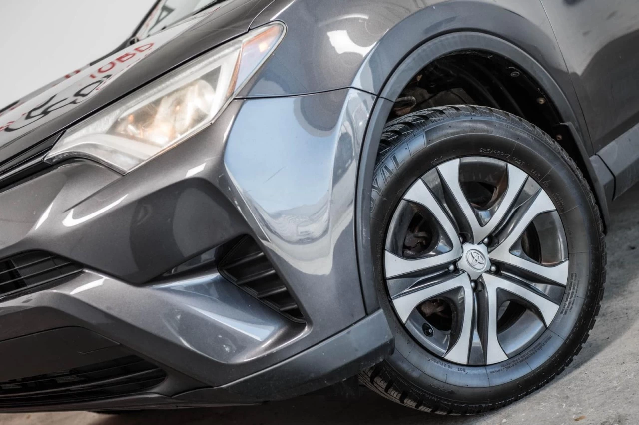 2016 Toyota RAV4 LE AWD+SIEGES.CHAUFF+BLUETOOTH+CAM.RECUL+REG.VITES Main Image