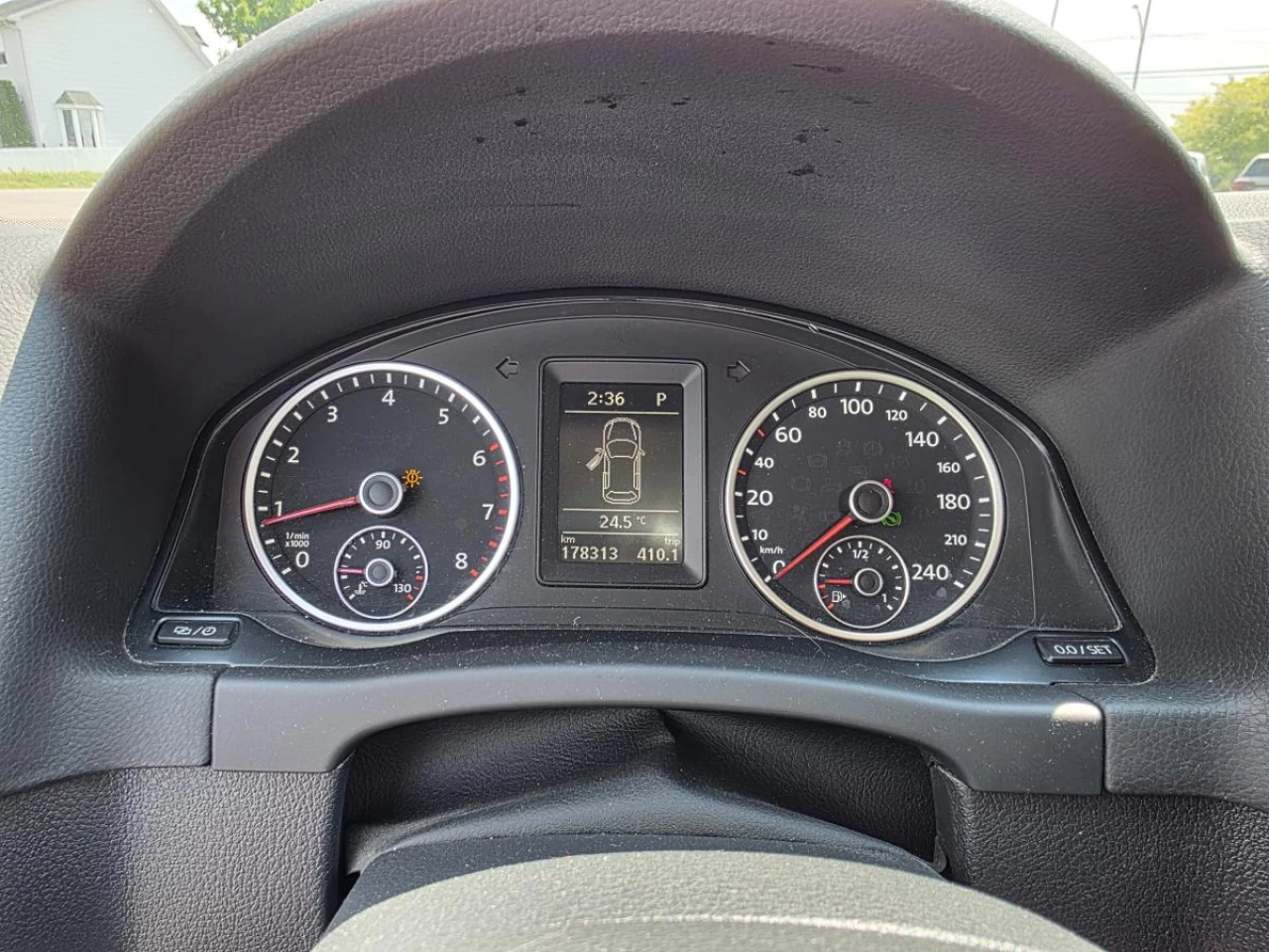 2013 Volkswagen Tiguan 4dr Auto Trendline 4Motion Image principale