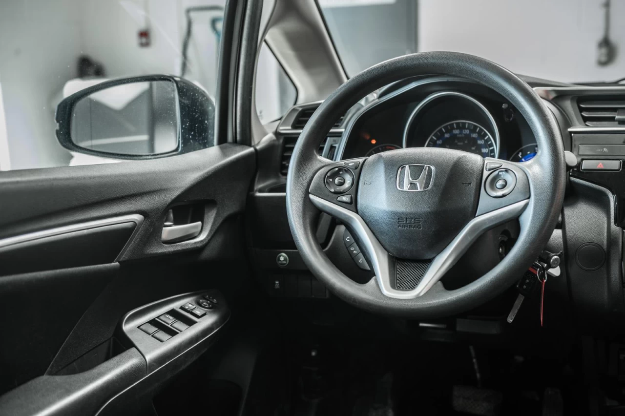 2015 Honda Fit Automatique - BAS KM - Garantie 1 AN Image principale
