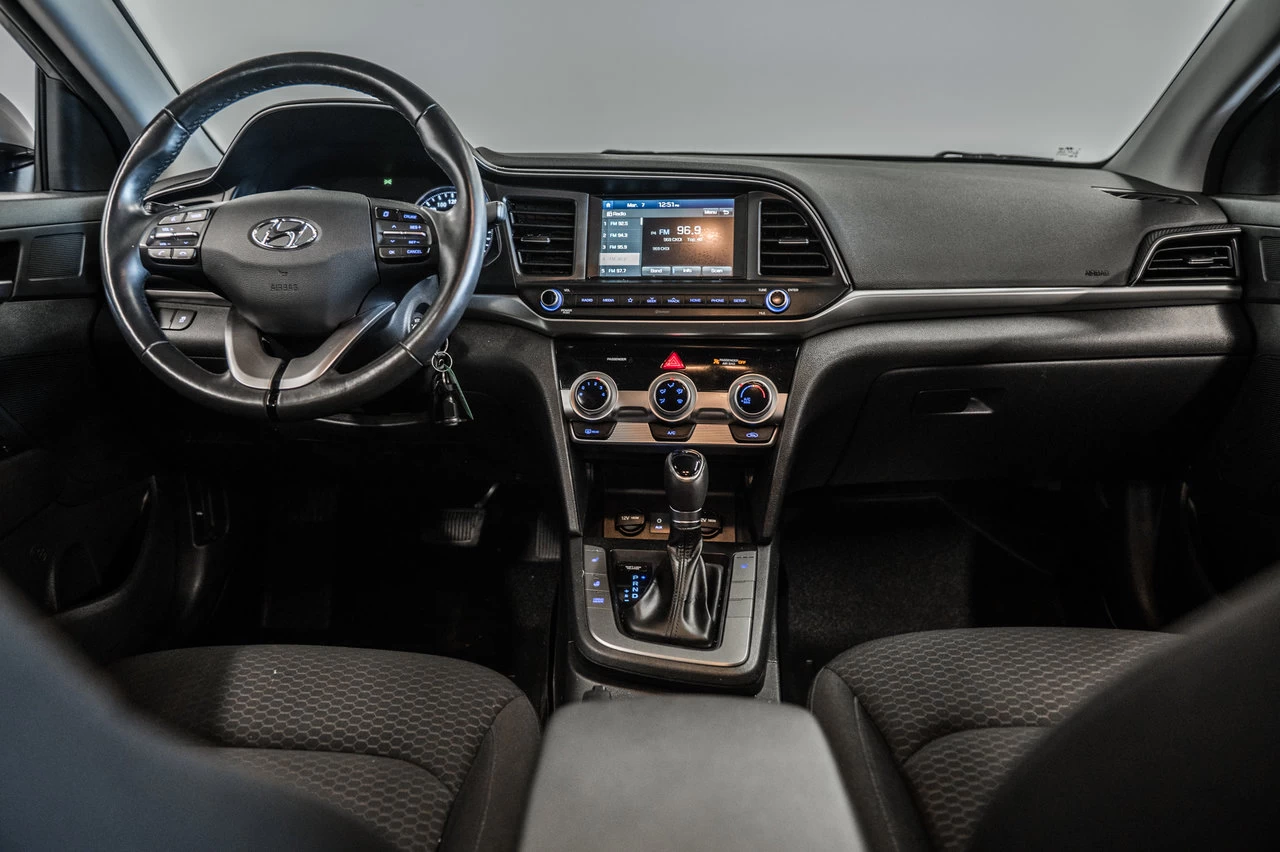 2020 Hyundai Elantra Preferred Image principale