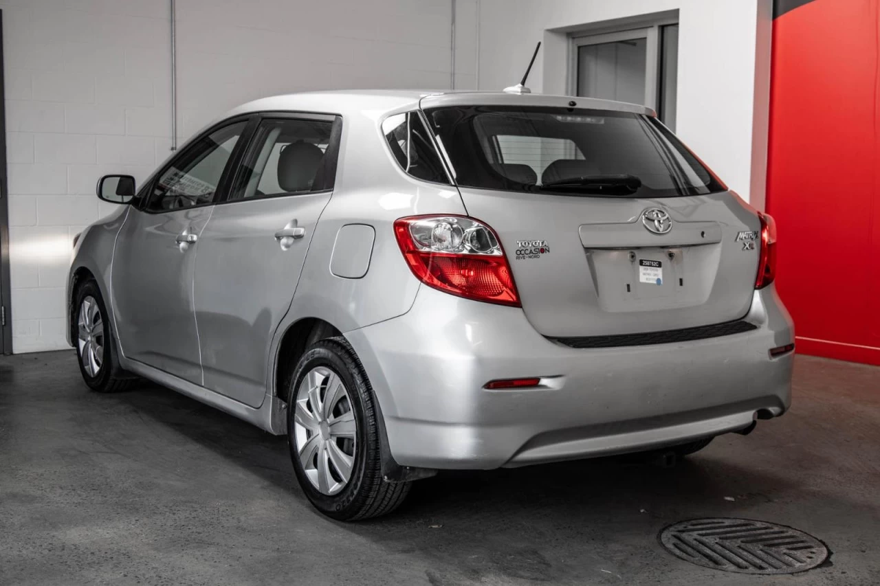 2009 Toyota Matrix XR - Manuelle - BAS KM Image principale