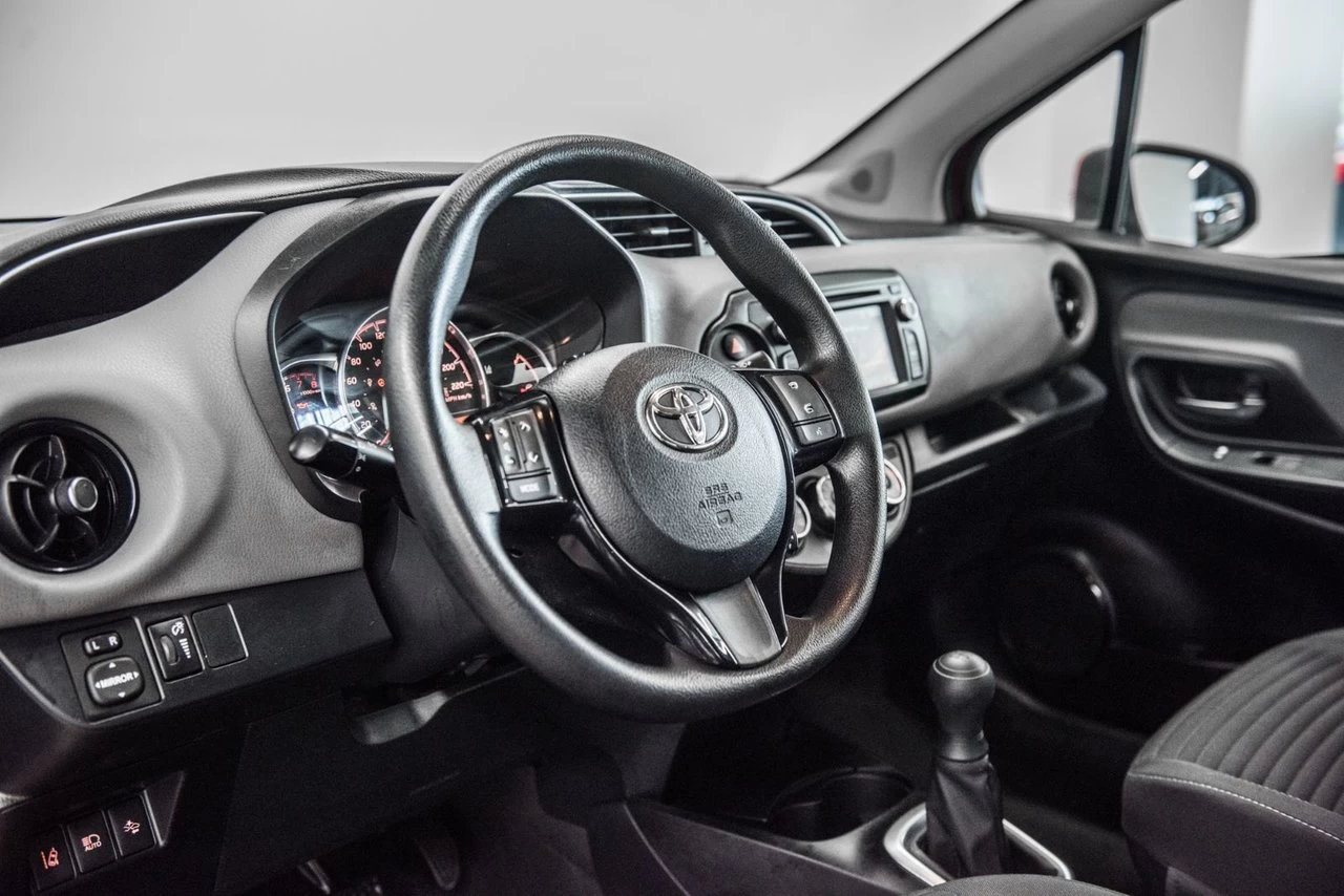 2018 Toyota Yaris hatchback LE CAM.RECUL+BLUETOOTH+A/C Image principale
