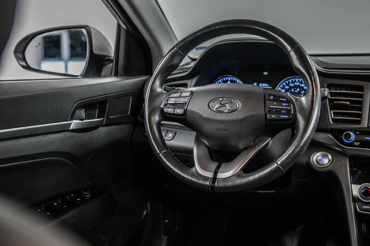 2019 Hyundai Elantra Luxury Image principale