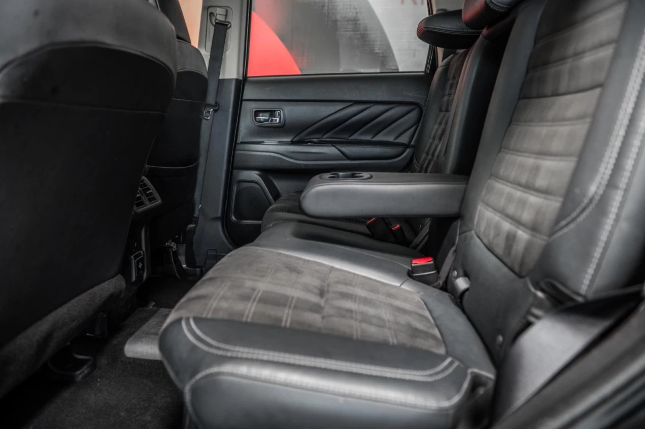 2019 Mitsubishi Outlander PHEV S-AWC CUIR+TOIT.OUVRANT+CARPLAY+SIEGES.CHAUFFANTS Main Image