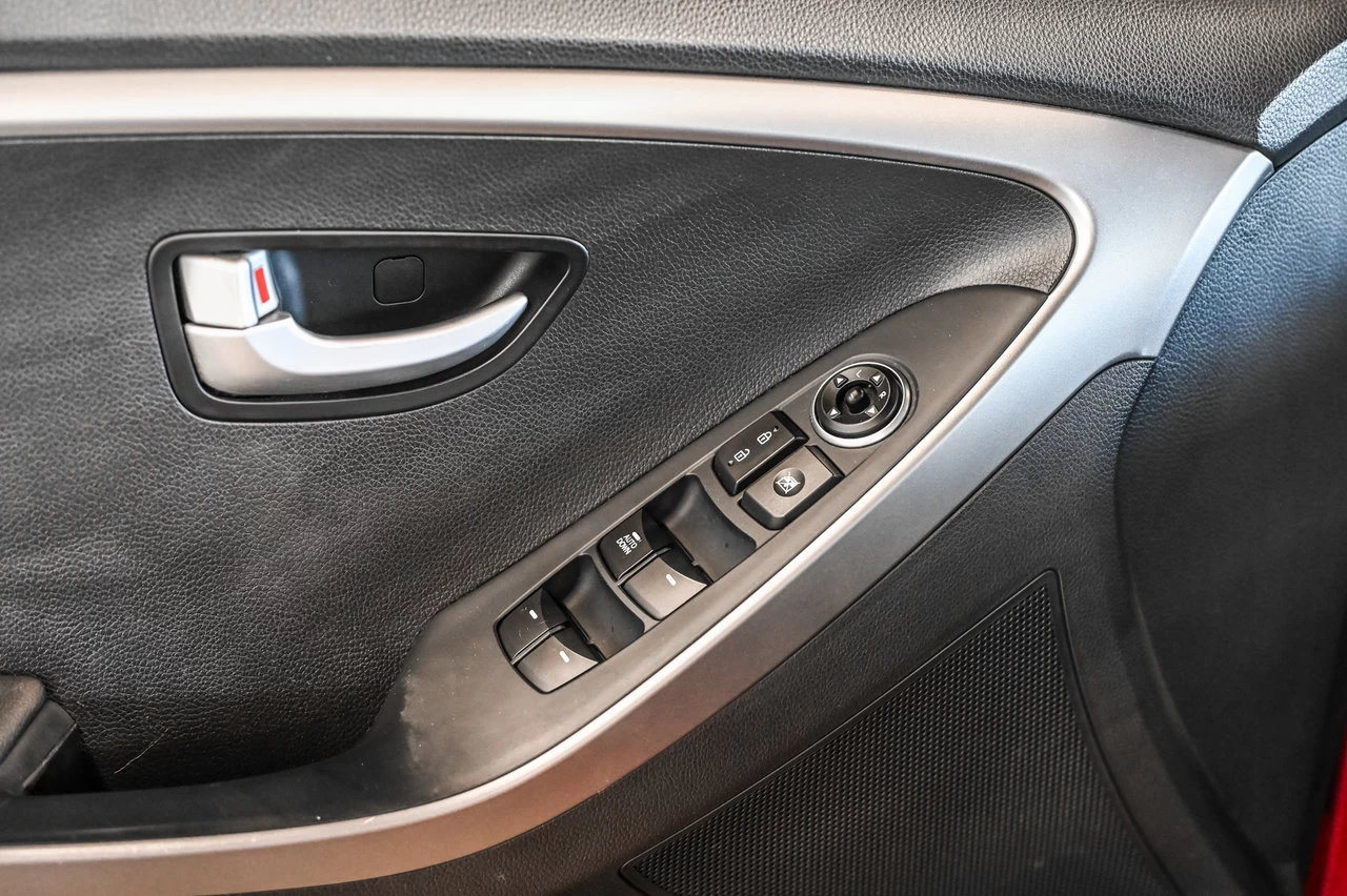 2017 Hyundai Elantra GT Se Mags+toit.pano+si Image principale