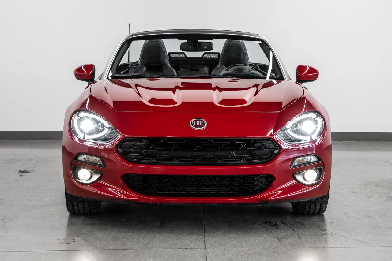 2017 Fiat 124 Spider Lusso Convertible Image principale