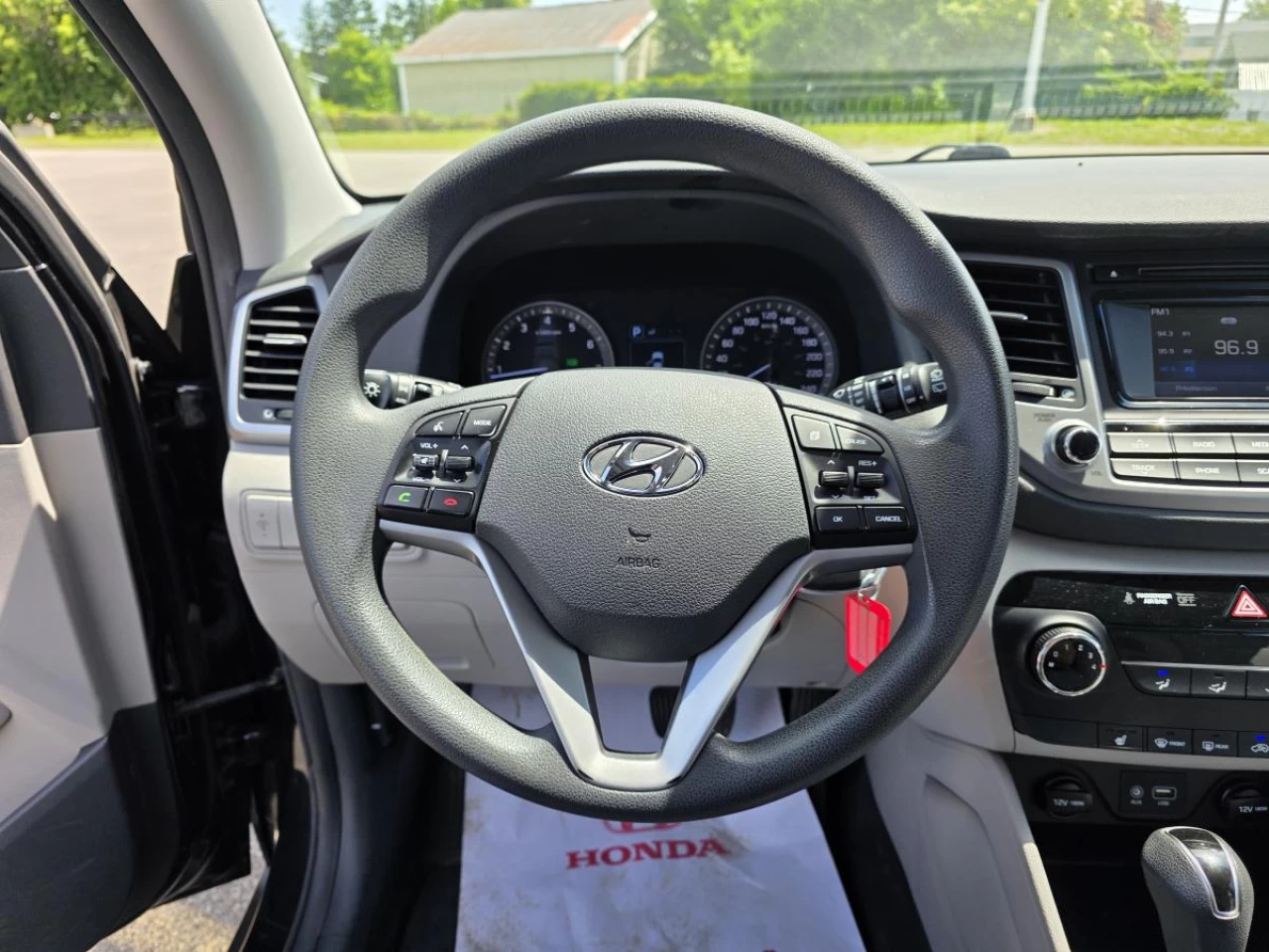 2017 Hyundai Tucson FWD 4dr 2.0L Image principale
