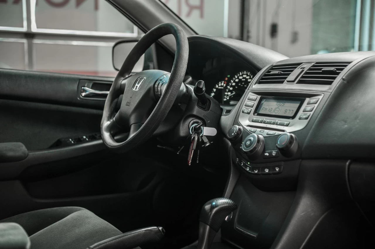 2007 Honda Accord Sedan Automatique AUBAINE!!! Image principale
