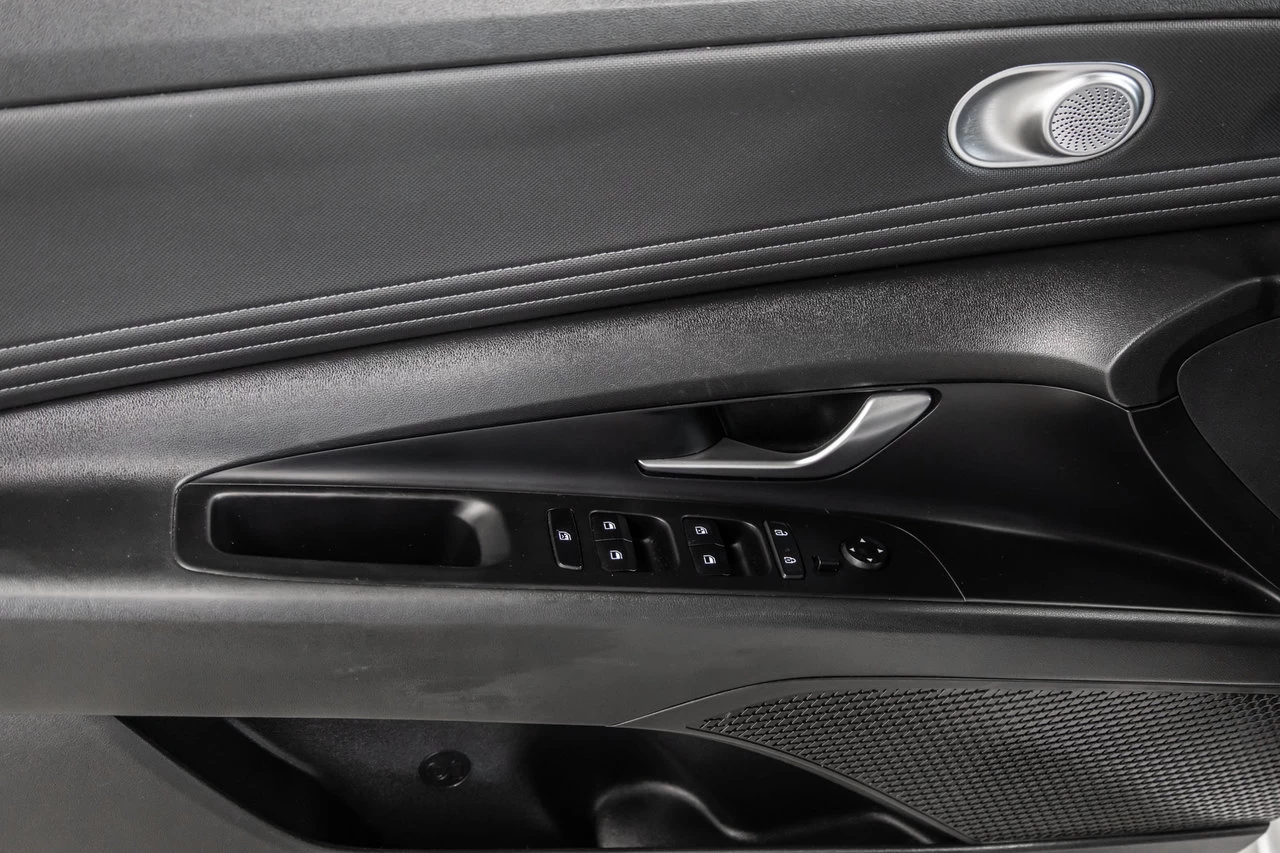 2021 Hyundai Elantra hybrid Ultimate Main Image
