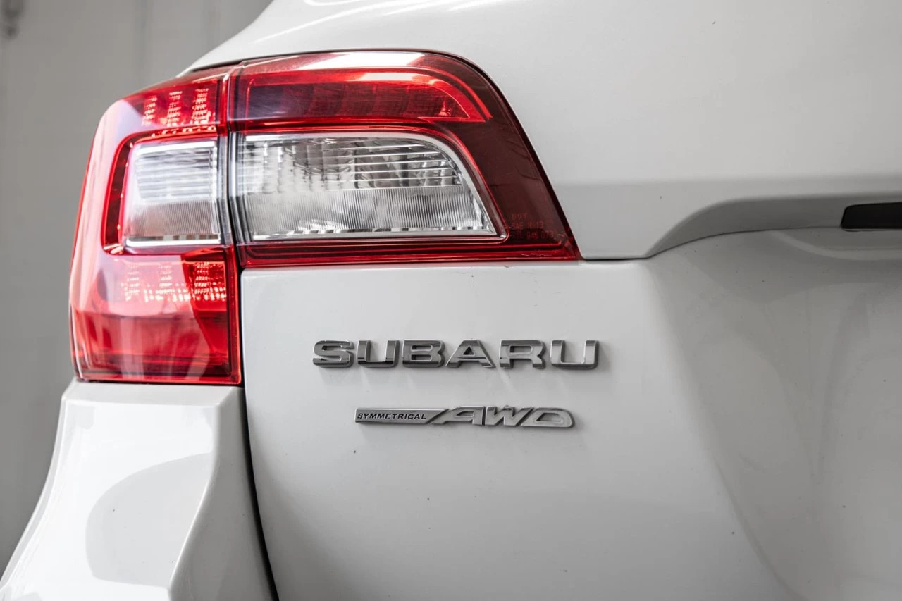 2017 Subaru Outback 2.5i Touring w-Tech Pkg TOIT.OUVRANT+SIEGES.CHAUFF Main Image