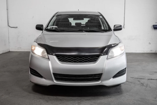 Toyota Matrix Manuelle avec A/C 2010