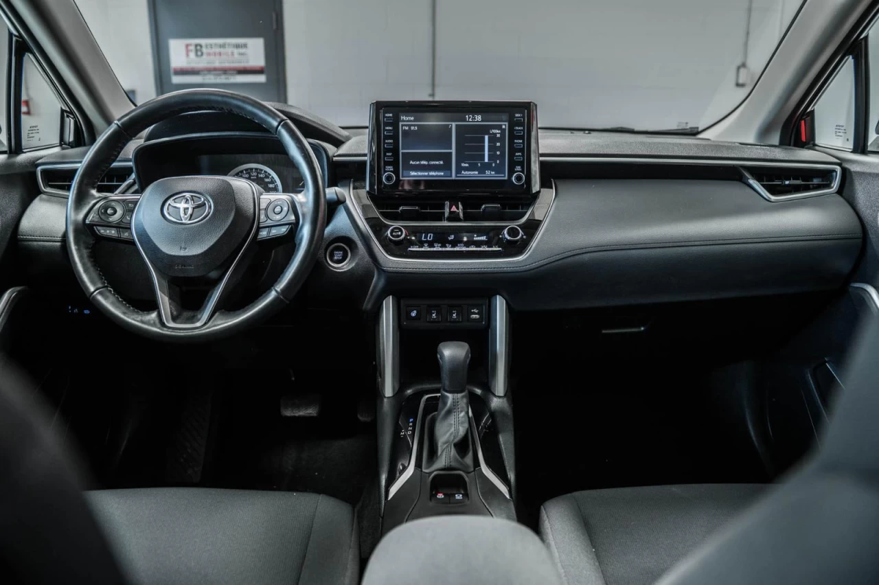 2022 Toyota Corolla Cross LE AWD+SIEGES.CHAUFF+BLUETOOTH+CARPLAY+CAM.RECUL Main Image