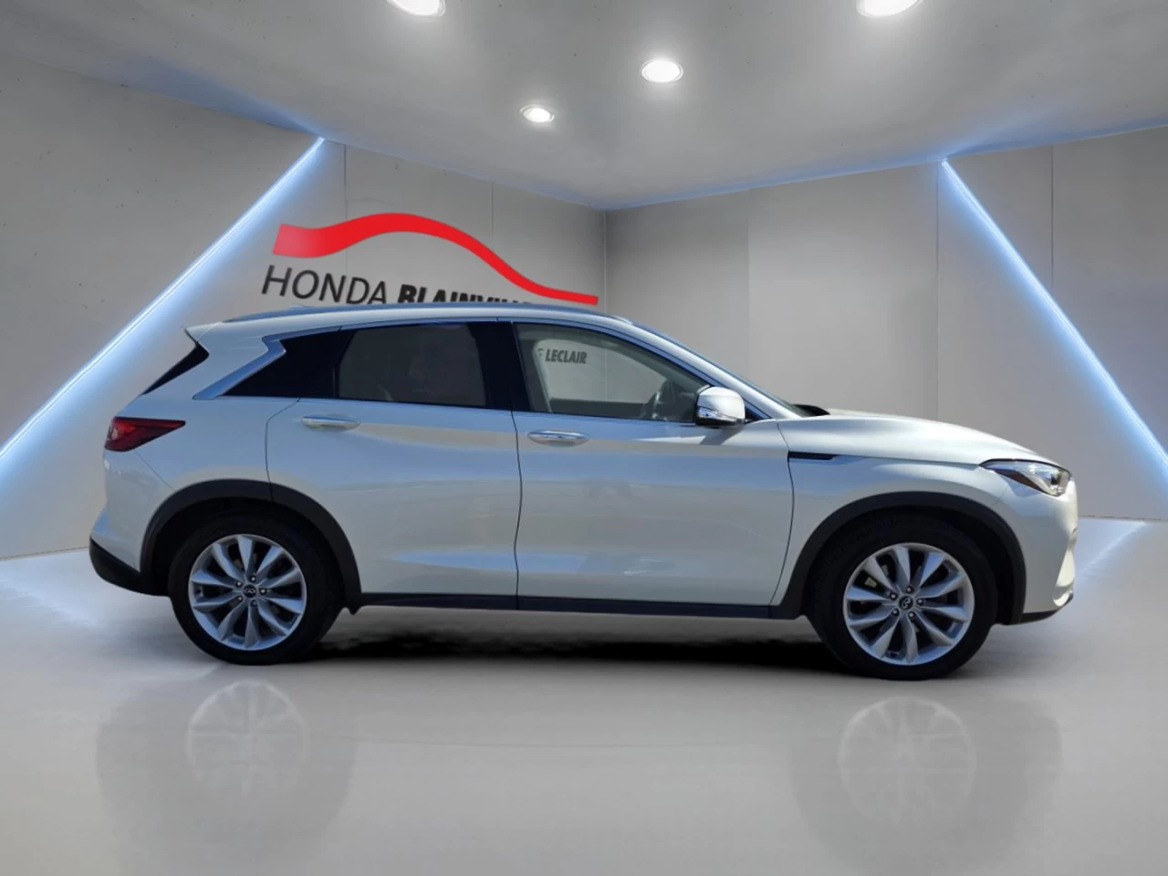 2019 Infiniti QX50 LUXE AWD Image principale