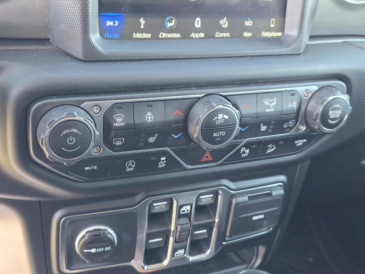 2019 Jeep Wrangler Sahara 4x4 Image principale