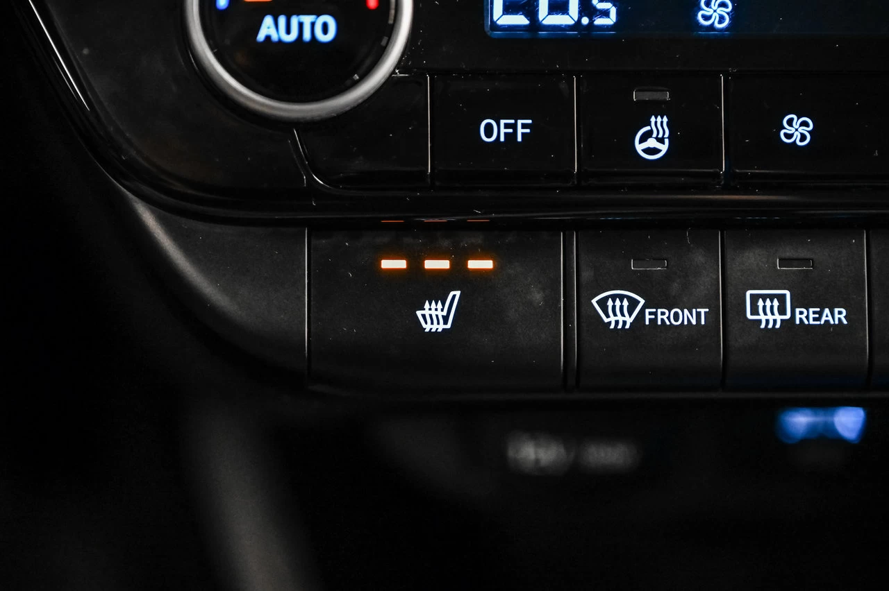 2021 Hyundai Elantra Ultimate Tech Main Image